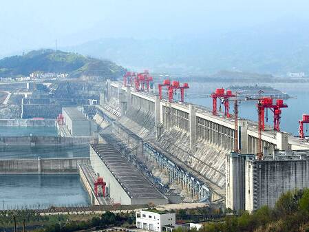Der 3 Schluchten Staudamm befindet im westlichen Teil der chinesischen Provinz Hubei