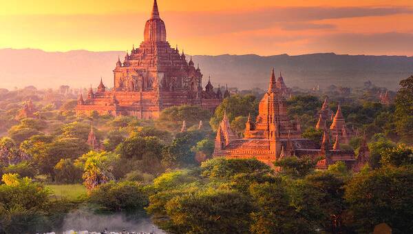 Einzigartige Tempelanlagen in Myanmar – die Bagan-Tempel.