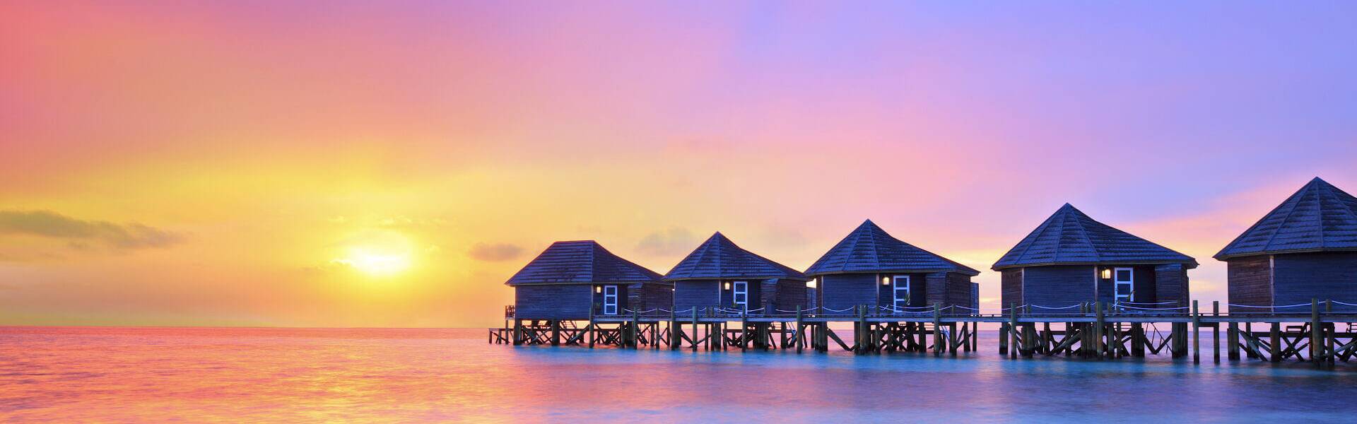 Genießen Sie Ihren Urlaub in den traumhaften Wasserbungalows auf den Malediven