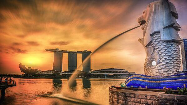 Der Merlion – das Wahrzeichen von Singapur und eine der beliebtesten Sehenswürdigkeiten der Stadt.