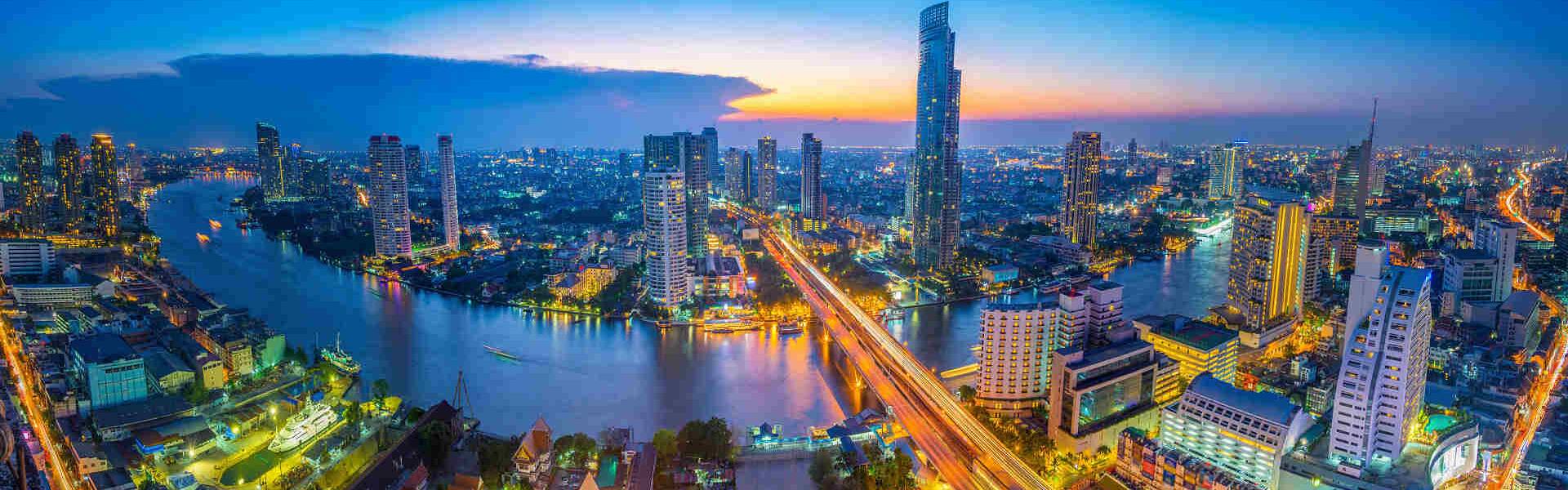 Eine Kombireise mit Sightseeing, Shopping und Strandurlaub ist die perfekte Möglichkeit, Bangkok in Thailand kennenzulernen