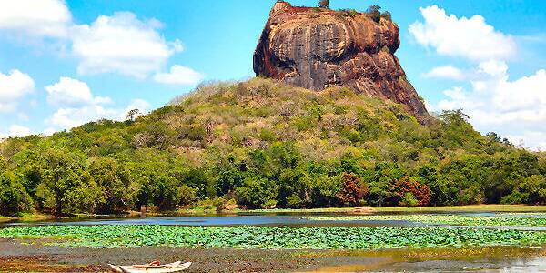 Rundreise Sri Lanka: Entdecken Sie die Höhepunkte der Insel - Tempel, Teeplantagen, Nationalparks und Strände.