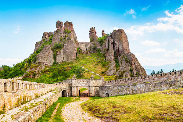 Bulgarien Urlaub – Die beeindruckende Belogradtschik Felsenfestung entdecken