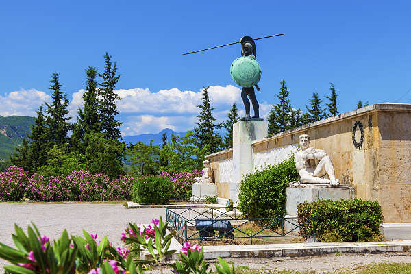 Statue von König Leonidas in Sparta, Griechenland – Symbol der antiken Kriegerkultur