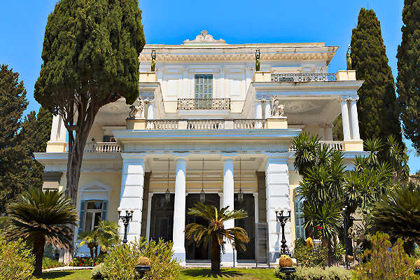 Achilleion Palast auf Korfu – beeindruckende historische Stätte