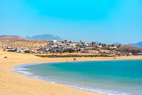 Strand Playa de Sotavento auf Fuerteventura – Ideal für Kitesurfen und Erholung