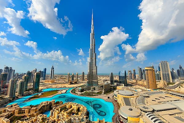 Kombireisen Dubai – Stadt, Strand und Wüste entdecken