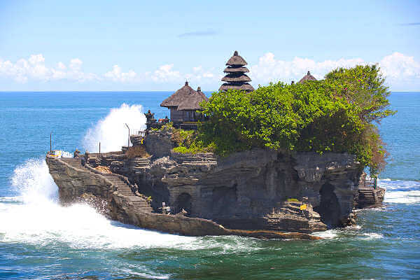 Der Pura Tanah Lot Tempel, auch Meerestempel genannt. ein Hindutempel an der Küste im Südwesten der Insel Bali.