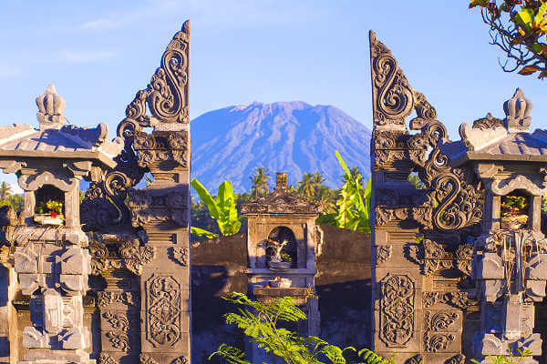 Der Gunung Agung auf Bali zählt zu den 5 höchsten Vulkanen von Indonesien