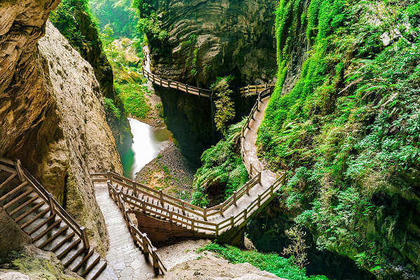 Der Wulong Karst National Geology Park bei Chongqing in China