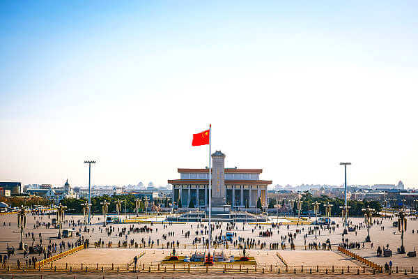 Der Tian'anmen-Platz vor dem Tor des Himmlischen Friedens in Peking