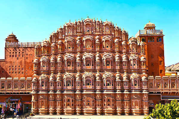 Bild des beeindruckenden Hawa Mahal, auch als Palast der Winde bekannt, in Jaipur, Indien