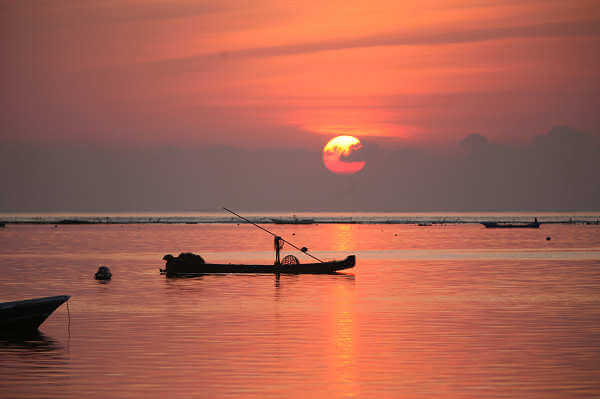 Die Insel Nusa Lembongan liegt südöstlich von Bali und ist ein kleines Paradies in Indonesien