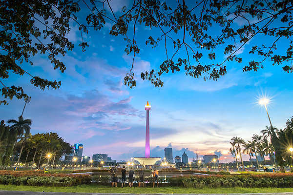 Das Nationaldenkmal Indonesiens ist das Wahrzeichen von Jakarta