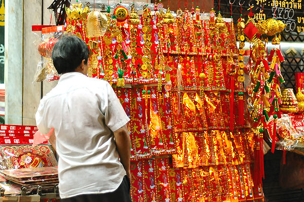 Den Nachtmarkt am Trengganu Street in Chinatown sollten Sie auf Ihrer Reise unbedingt sehen