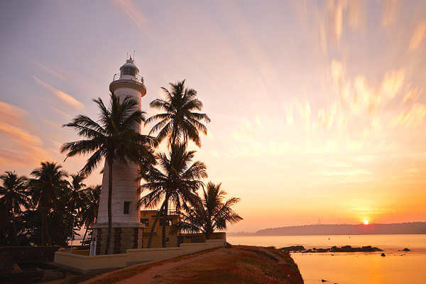 Er ist der älteste Leuchtturm in Sri Lanka aus dem Jahr 1848