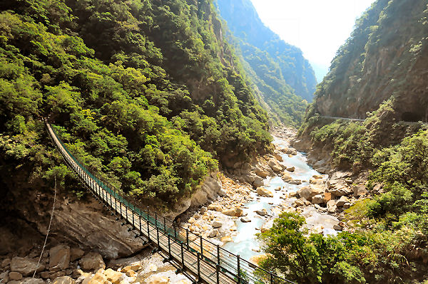 Die Taroko Schlucht mit 19 Kilometer gehört zu den Natur Highlights von Taiwan