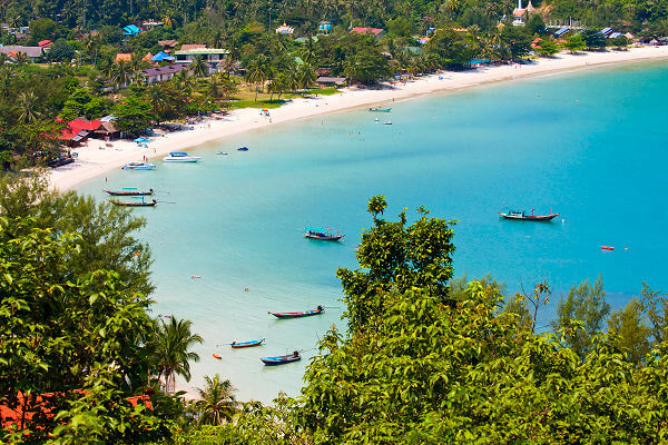 Im Golf von Thailand befindet sich die Insel Koh Phangan, Traumstrände und Legendäre Full Moon Partys