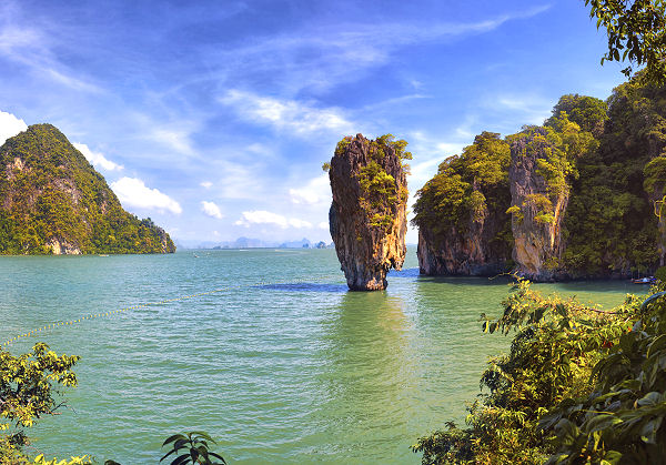 Die Phang Nga Bucht liegt im Süden Thailand nit weit von der beliebten Urlaubsregion Phuket