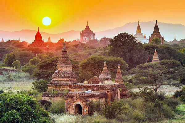 Entdecke die Faszination der Grenzregion zwischen Thailand und Myanmar
