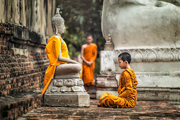 Buddhistische Tempel: Kunstvolle Architektur und faszinierende Verzierungen
