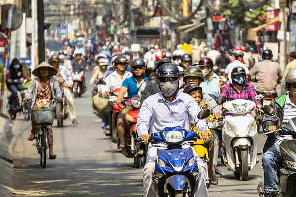 Motorräder in Saigon - Ein Symbol für Abenteuerreisen in Vietnam