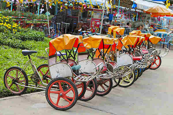 Rikschas in Vietnam - Ein Symbol für unvergessliche Reisen durch die vietnamesische Kultur und Tradition