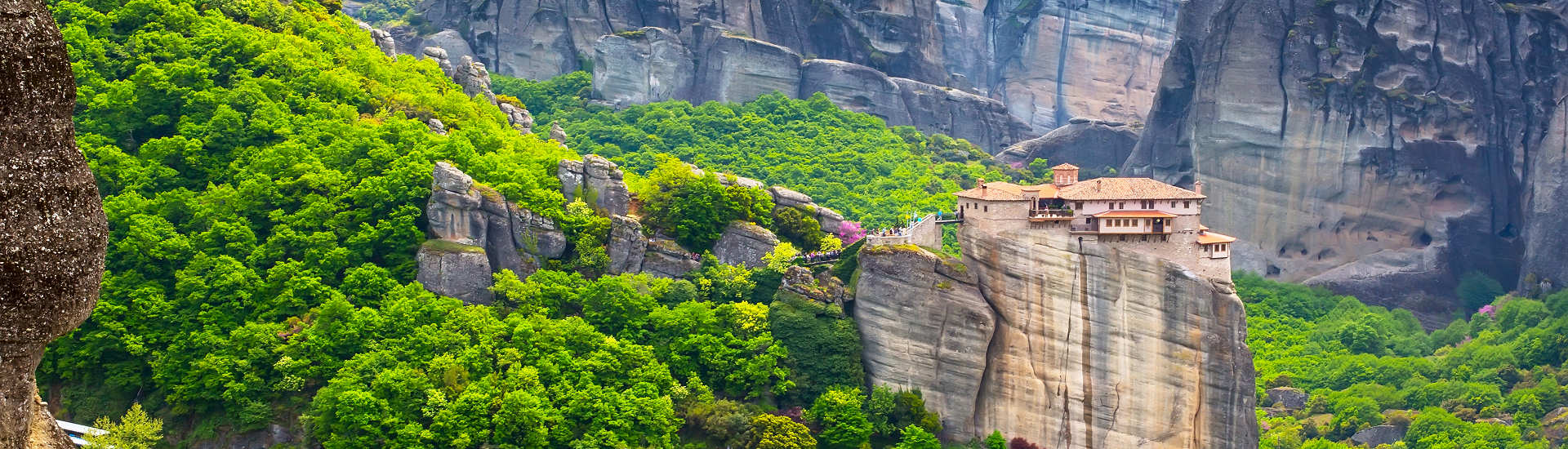 Meteora: Spektakuläre Klöster auf den Felsen Griechenlands