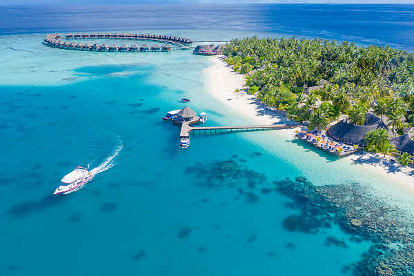 Die besten Last Minute Reisen und Pauschalurlaube für die Malediven – jetzt mit AsiaGo buchen.
