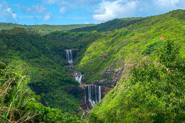 Tamarin Wasserfälle die aus sieben Wasserfällen bestehen