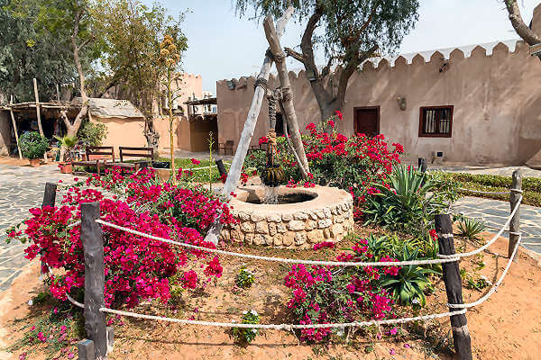 Das Heritage Village ist ein Freilichtmuseum in Form eines authentischen arabischen Dorfes