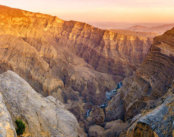Erkunden Sie den Grand Canyon des Omans