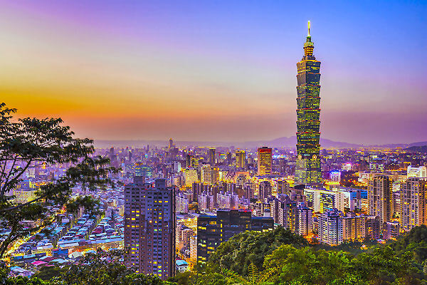 Entdecke die Hauptstadt Taipei und ihre Sehenswürdigkeiten wie das Taipei 101 bei einer Rundreise durch Taiwan